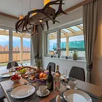 Kitzbueheler Alpenlodge A3 *